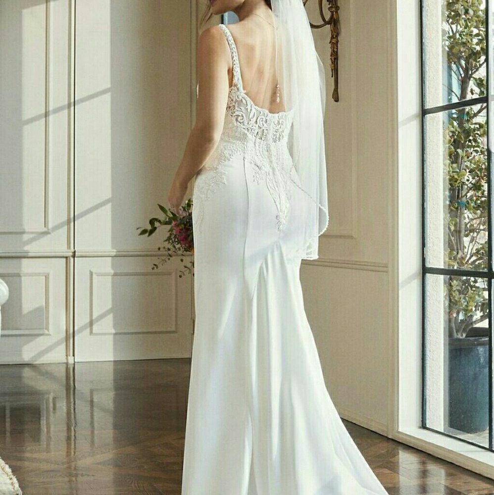 DAVID BRIDAL CREPE MERMAID WEDDING DRESS WG3874